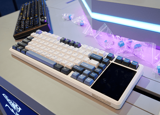 普及+8K落地 狼蛛重塑外设新体验ky开元棋牌CES 2026:磁轴(图5) 普及+8K落地 狼蛛重塑外设新体验ky开元棋牌CES 2026:磁轴(图5)