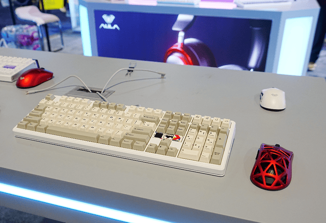 普及+8K落地 狼蛛重塑外设新体验ky开元棋牌CES 2026:磁轴(图9) 普及+8K落地 狼蛛重塑外设新体验ky开元棋牌CES 2026:磁轴(图9)